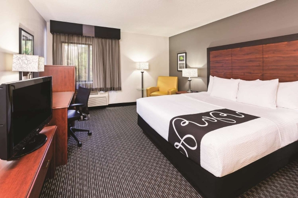 La Quinta Inn Ste North McCain Mall